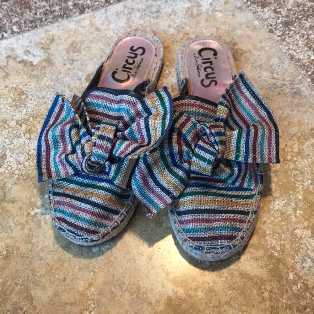 Circus Sam Edelman bow flat sandals